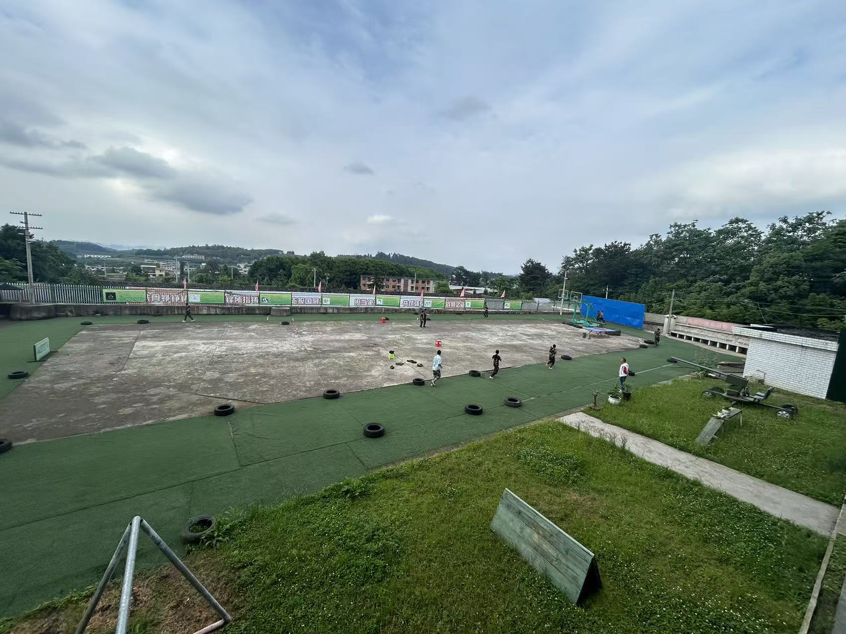 贵州君航叛逆素质教育基地_贵州君航校区环境