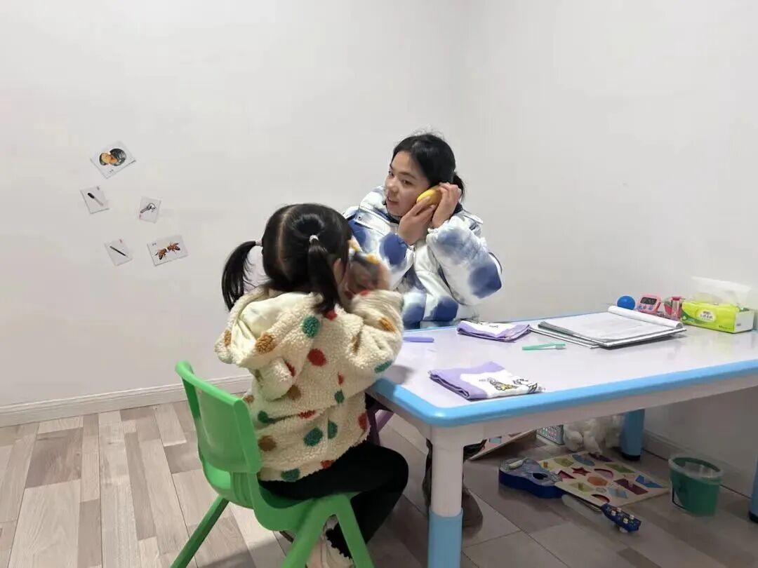 星星桥儿童康复中心_干预训练