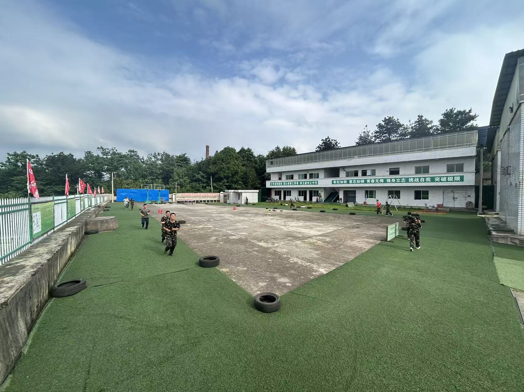 贵州君航叛逆素质教育基地_贵州君航校区环境