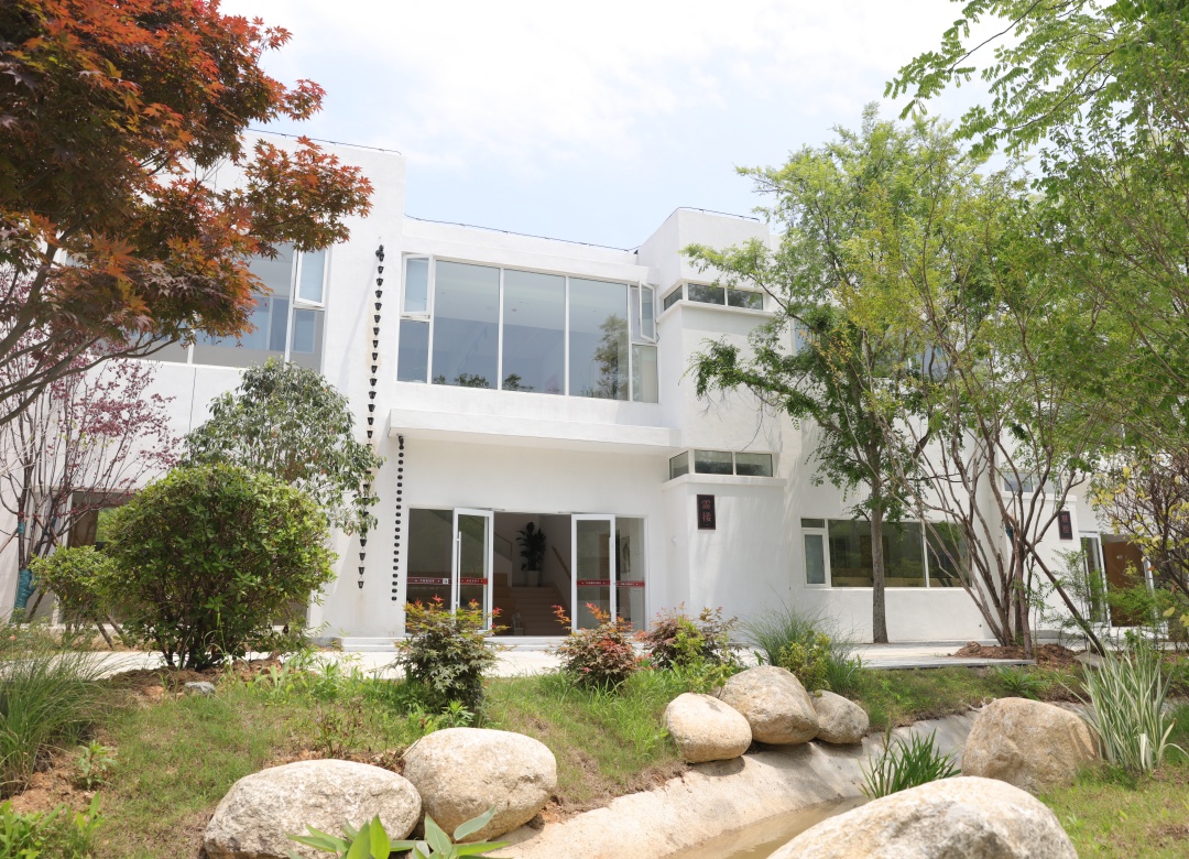 武汉格鲁伯实验学校_国际部教学楼