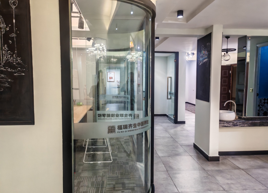 重庆齐生职业技能学校_学校环境