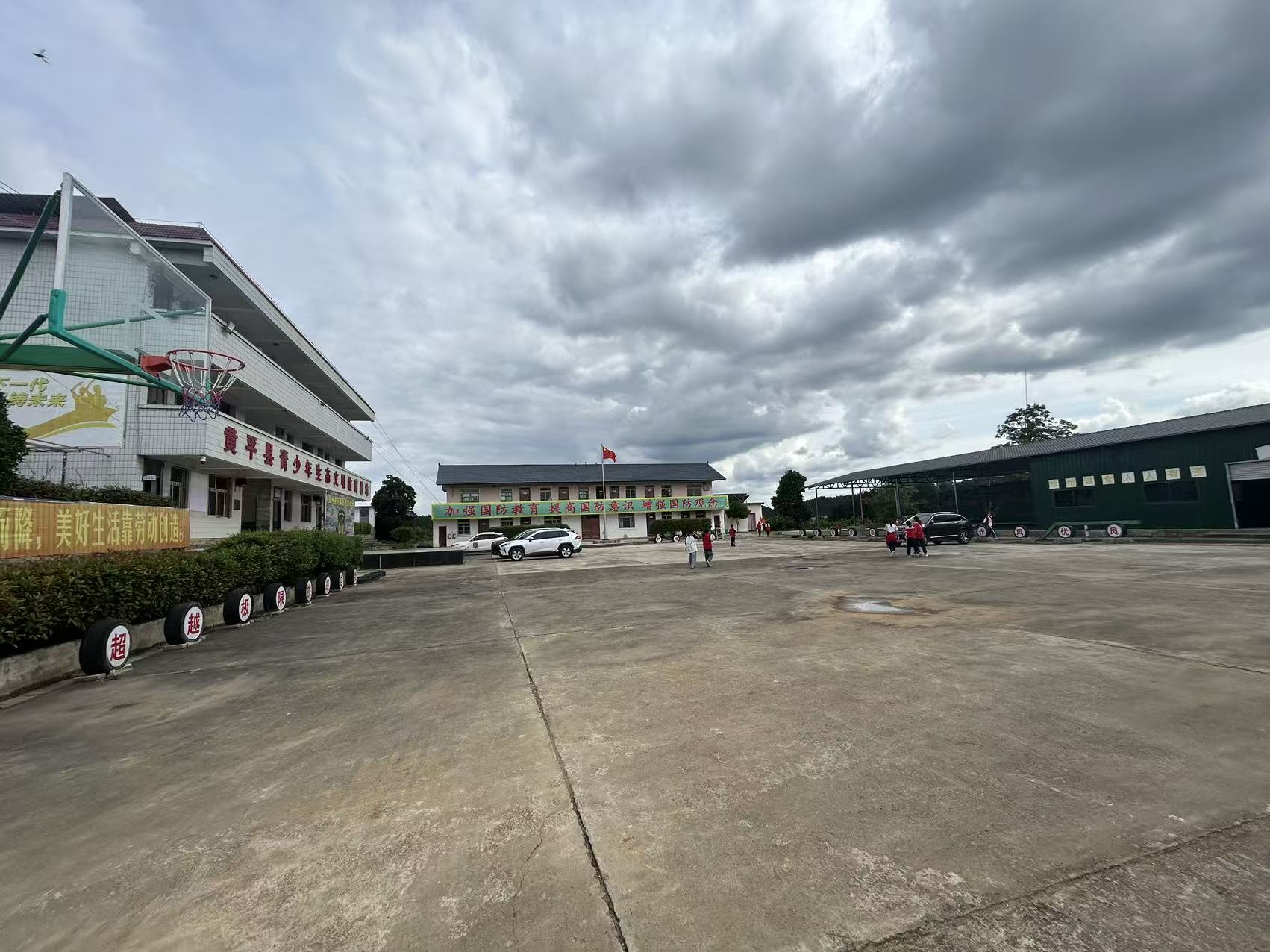 贵州君航叛逆素质教育基地_贵州君航校区环境