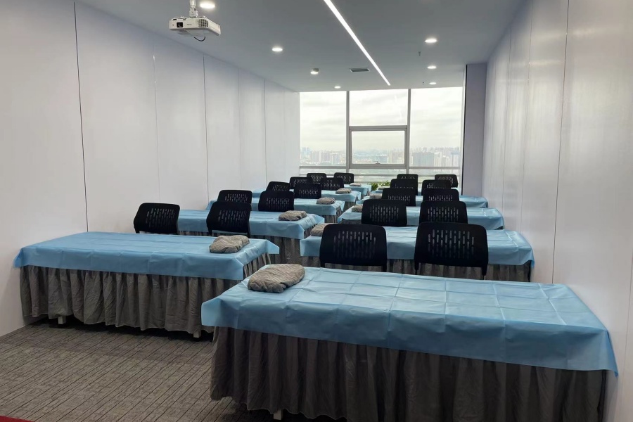 郑州腾盛圆中医_学校环境