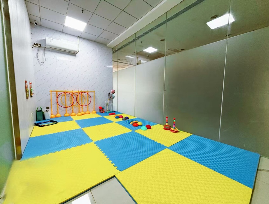无锡朵朵迪士儿童康复中心_感统训练室