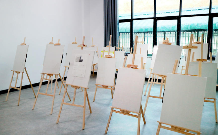 广东砺剑少年教育_学校环境