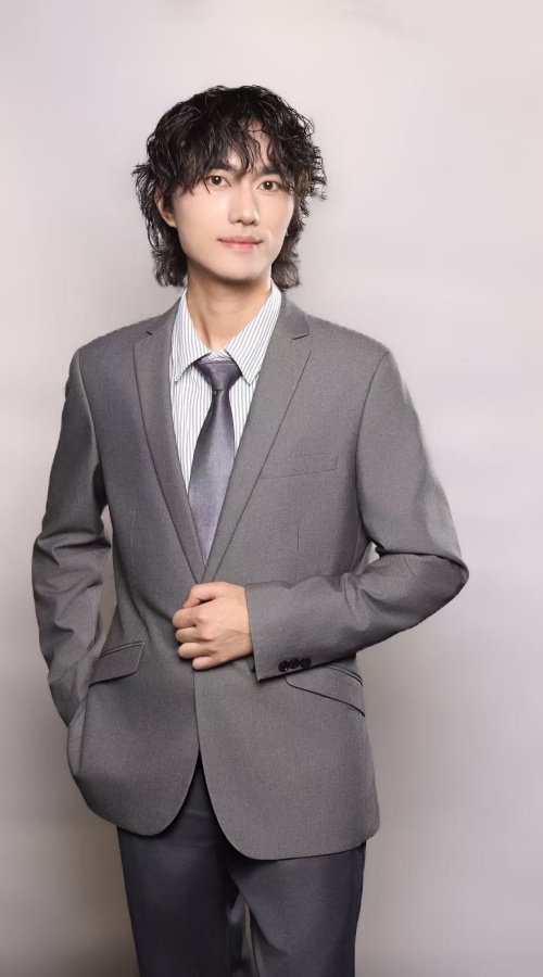 帝京日语_刘老师