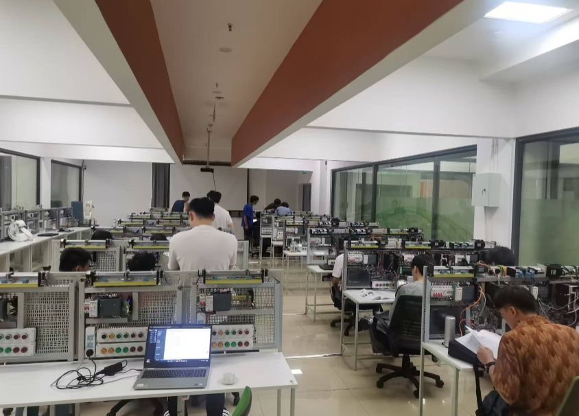 深圳罗湖区靠谱PLC自动化编程培训如何选学校